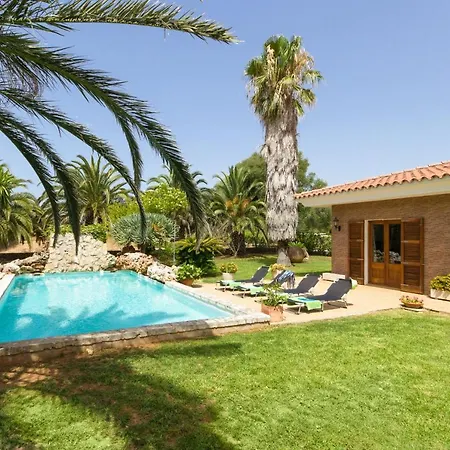 Son Tretze Villa *